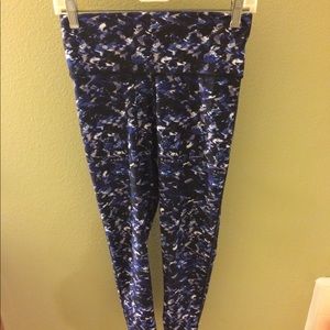 Fabletics Demi lavato collection leggings